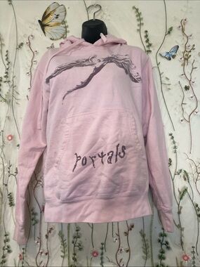 Portrails Melanie Martinez Concert Graphic Pink Pullover Hoodie